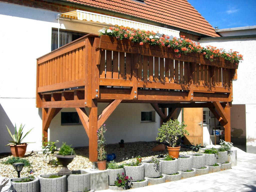 Holz Balkon